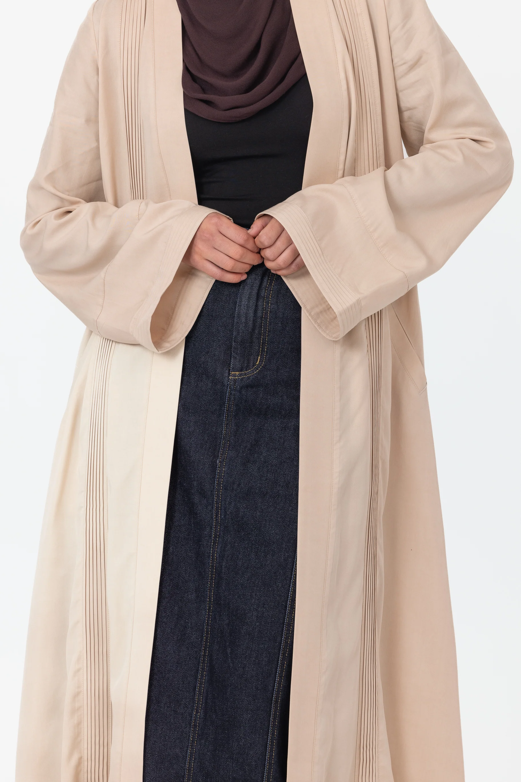 Tencel Pleated Open Abaya - Taupe - Image 4