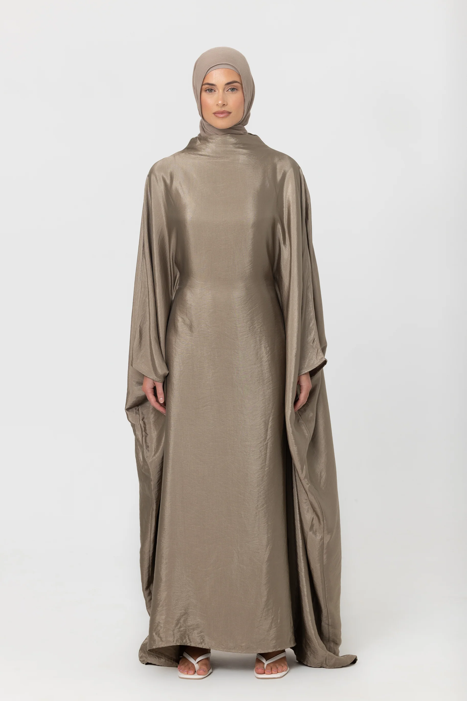 Classic Butterfly Abaya - Moss Green - Image 2