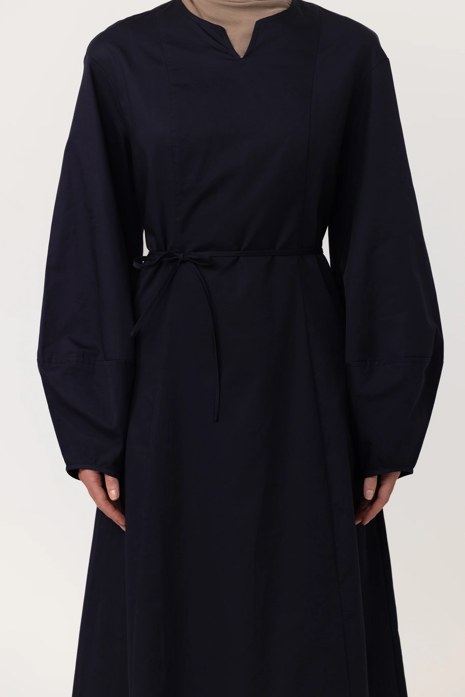 Cocoon Sleeve Abaya - Navy - Image 4