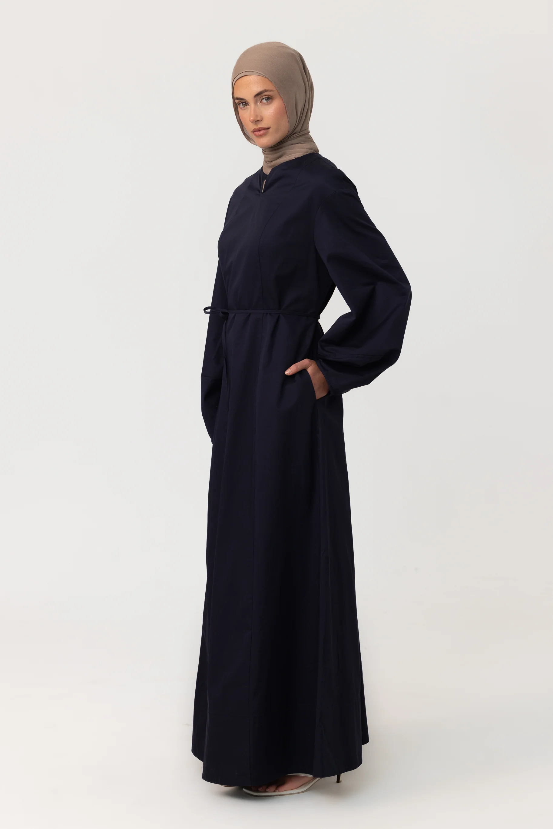 Cocoon Sleeve Abaya - Navy - Image 5