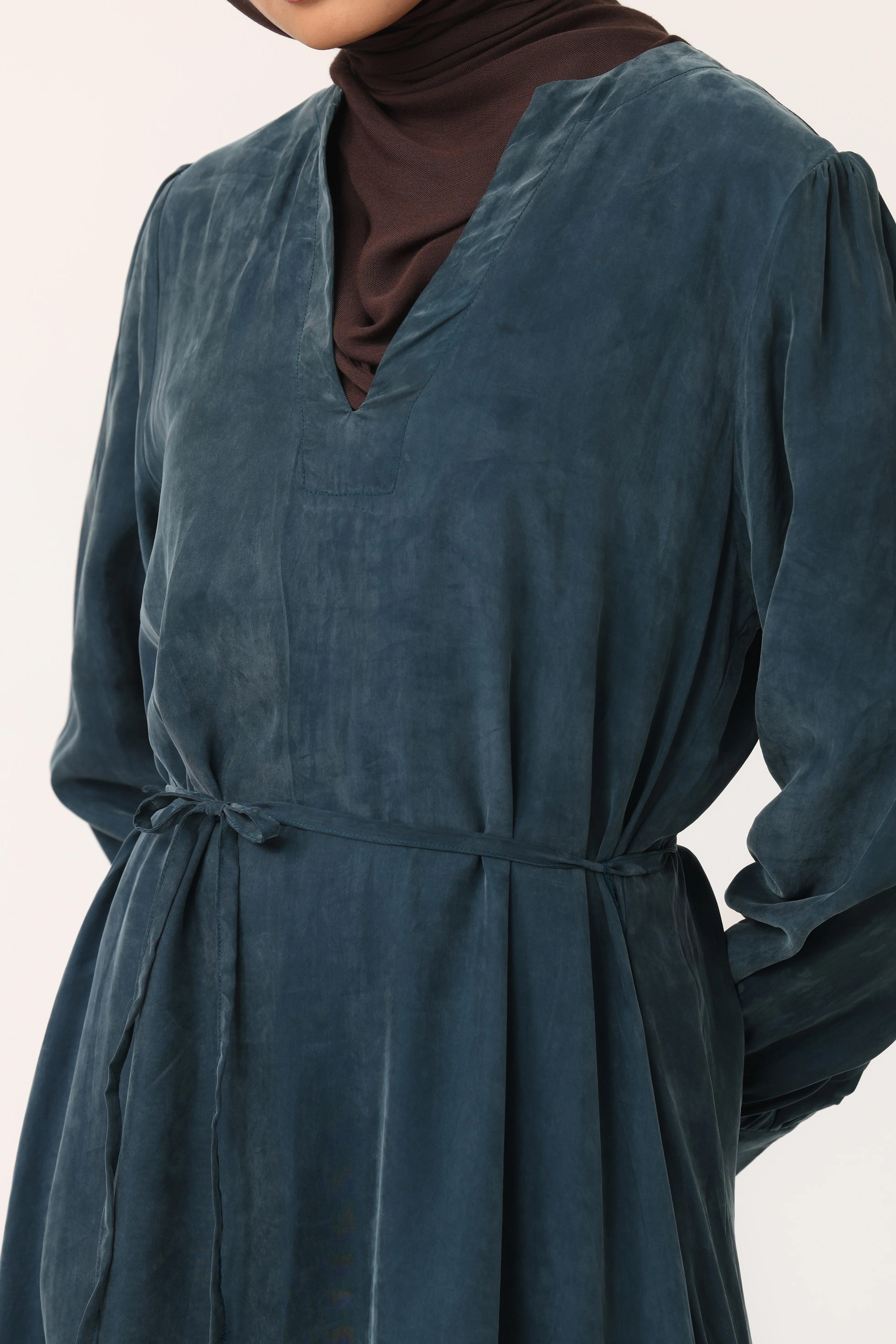 Cupro V Neck Abaya - Teal - Image 4