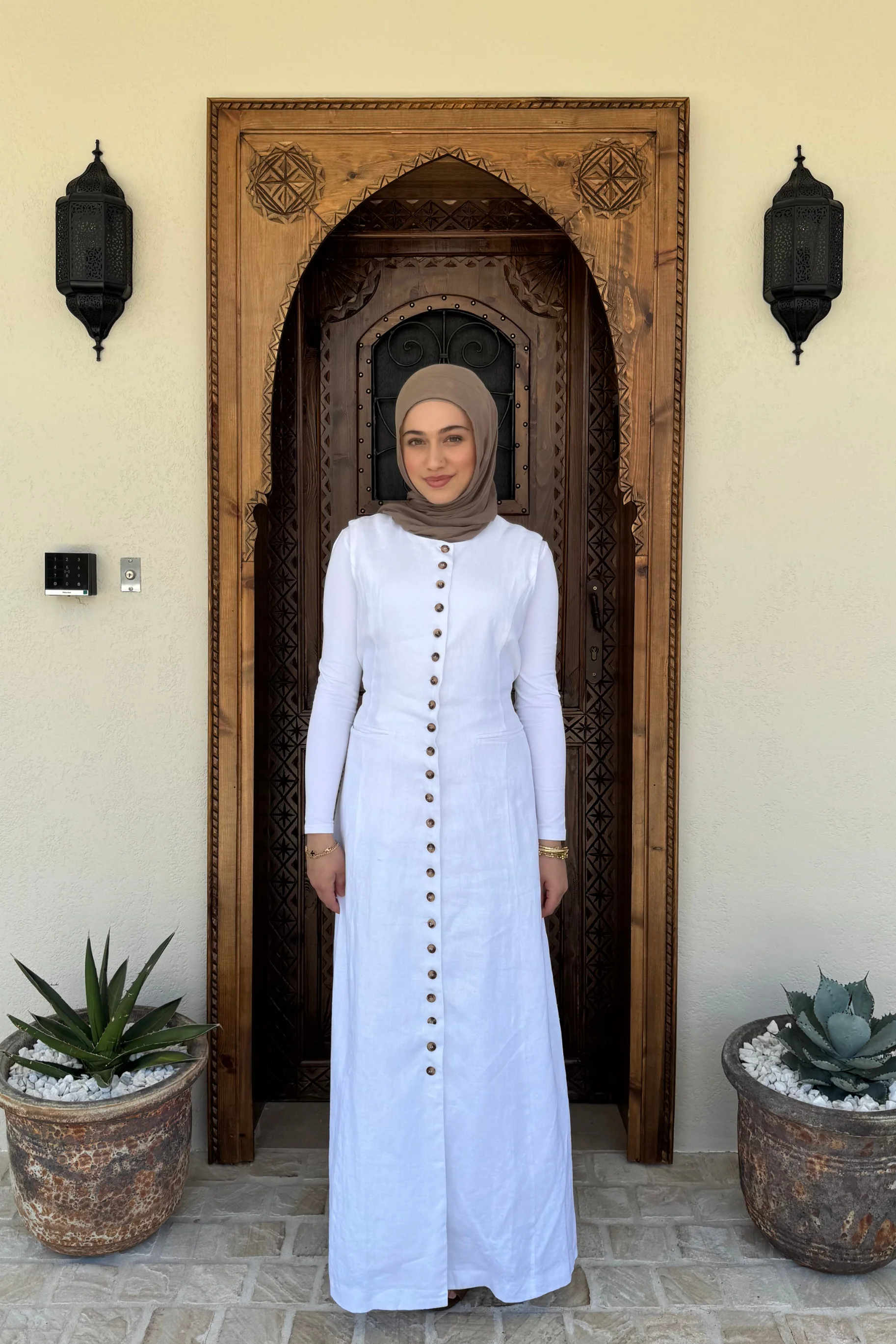 Mirage Maxi Linen Vest - White - Image 5