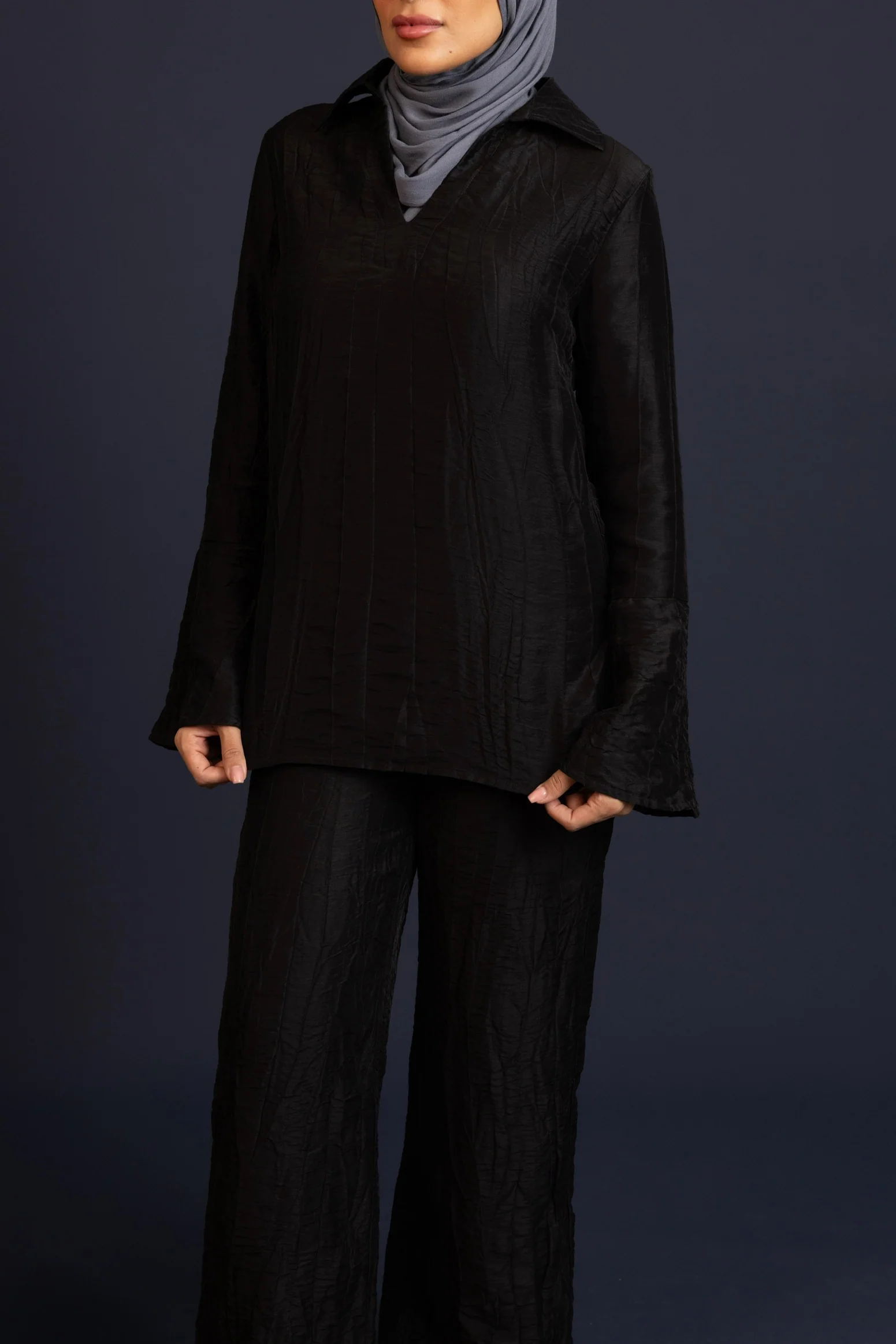 Nova Bell Sleeve Tunic - black - Image 3